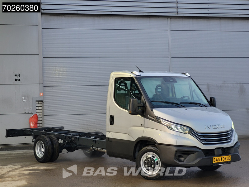 Iveco Daily 35C21 Automaat 410wb Dubbellucht 2025model Chassis Cabine ACC Fahrgestell Airco - Коммерческий автомобиль: фото 2 Iveco Daily 35C21 Automaat 410wb Dubbellucht 2025model Chassis Cabine ACC Fahrgestell Airco - Коммерческий автомобиль: фото 2