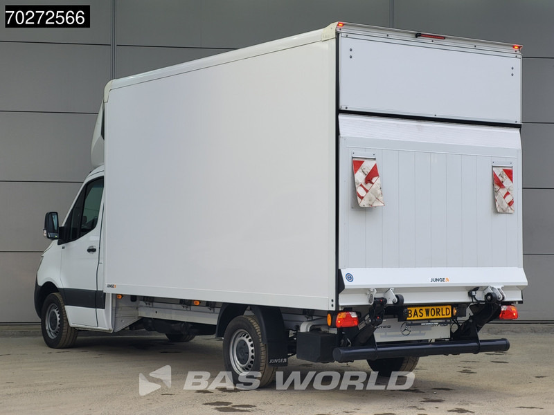 Mercedes-Benz Sprinter 317 CDI Bakwagen Automaat Laadklep Camera Meubelbak Koffer LBW 20m3 Airco - Фургон с закрытым кузовом: фото 2 Mercedes-Benz Sprinter 317 CDI Bakwagen Automaat Laadklep Camera Meubelbak Koffer LBW 20m3 Airco - Фургон с закрытым кузовом: фото 2