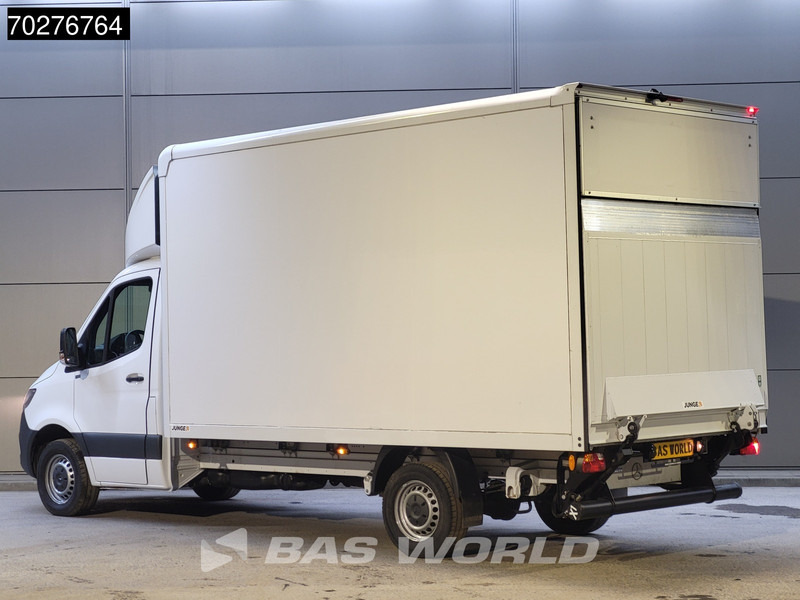 Mercedes-Benz Sprinter 317 CDI Bakwagen Automaat Laadklep Camera Meubelbak Koffer LBW Airco - Фургон с закрытым кузовом: фото 2 Mercedes-Benz Sprinter 317 CDI Bakwagen Automaat Laadklep Camera Meubelbak Koffer LBW Airco - Фургон с закрытым кузовом: фото 2