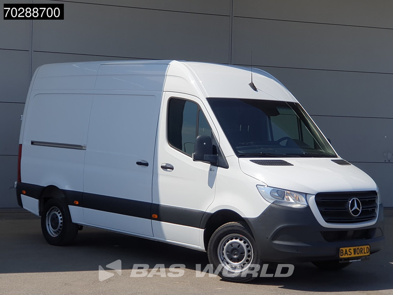 Mercedes-Benz Sprinter 319 CDI COMING SOON! Automaat L2H2 190PK Trekhaak Airco Camera Parkeersensoren Euro6 L2 12m3 Airco Trekhaak - Цельнометаллический фургон: фото 5 Mercedes-Benz Sprinter 319 CDI COMING SOON! Automaat L2H2 190PK Trekhaak Airco Camera Parkeersensoren Euro6 L2 12m3 Airco Trekhaak - Цельнометаллический фургон: фото 5