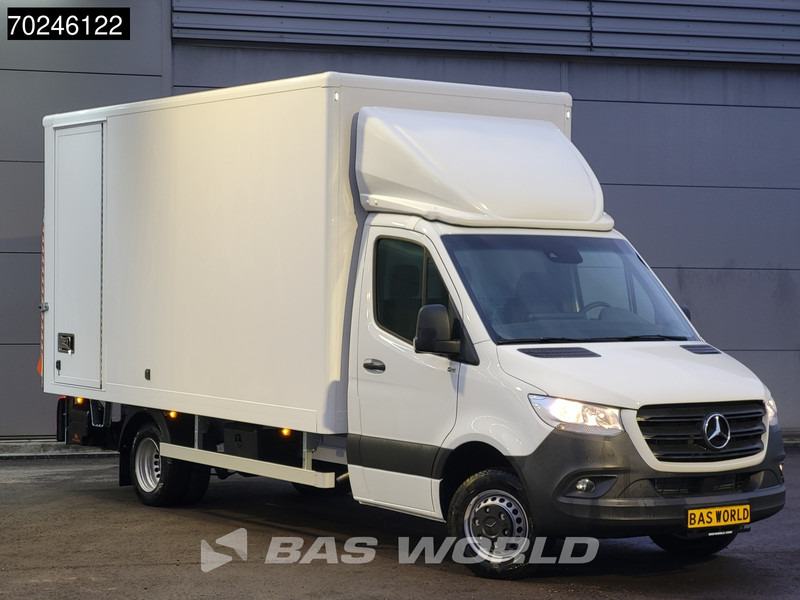 Mercedes-Benz Sprinter 515 CDI Automaat Laadklep Zijdeur Dubbellucht Bakwagen MBUX Airco Cruise MBUX Koffer Meubelbak 21m3 Airco Cruise control - Фургон с закрытым кузовом: фото 5 Mercedes-Benz Sprinter 515 CDI Automaat Laadklep Zijdeur Dubbellucht Bakwagen MBUX Airco Cruise MBUX Koffer Meubelbak 21m3 Airco Cruise control - Фургон с закрытым кузовом: фото 5