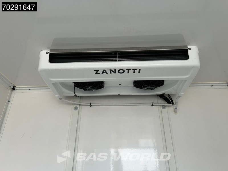 Iveco Daily 35S18 3.0L Automaat Laadklep Koelwagen Zanotti Z380 230v Stekker ACC Navi Airco Camera Euro6 Bakwagen Gekoeld Koel Koeler Kühl K - Фургон-рефрижератор: фото 5 Iveco Daily 35S18 3.0L Automaat Laadklep Koelwagen Zanotti Z380 230v Stekker ACC Navi Airco Camera Euro6 Bakwagen Gekoeld Koel Koeler Kühl K - Фургон-рефрижератор: фото 5