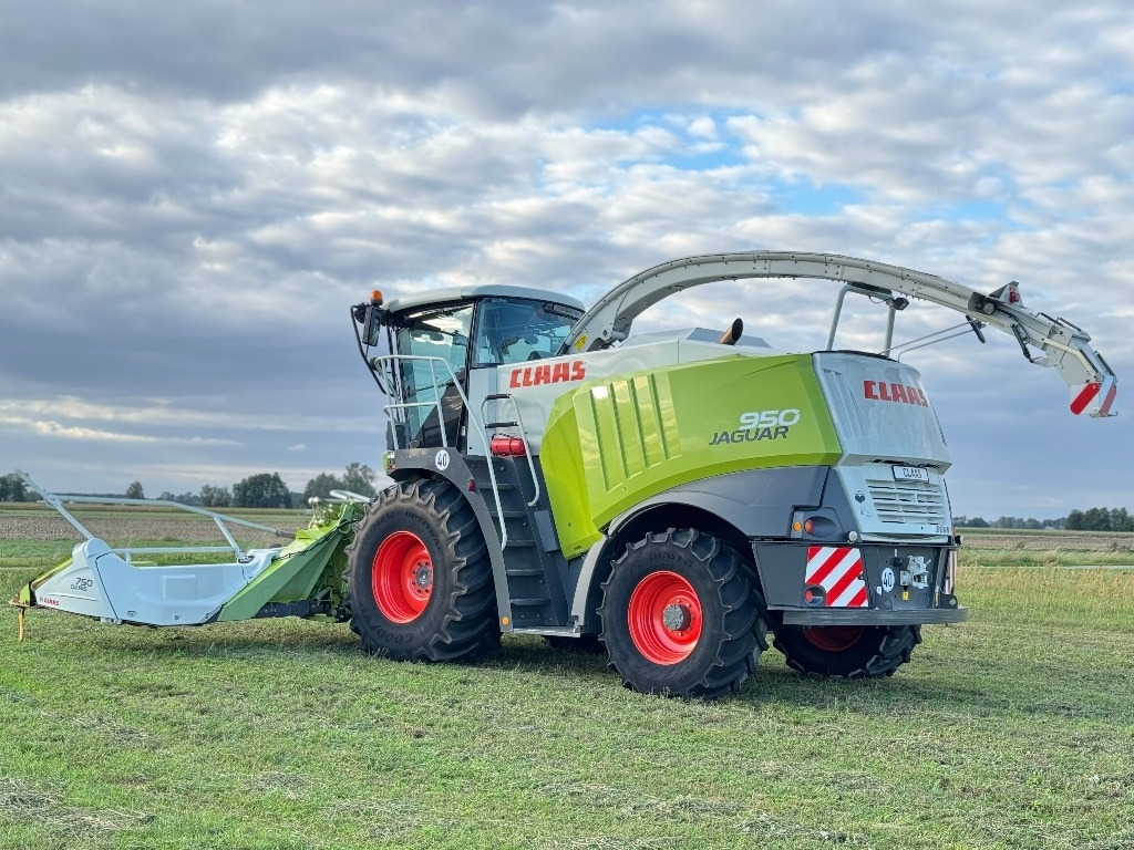 Кормоуборочный комбайн Claas Jaguar 950 Allrad + Claas Orbis 750: фото 8 Кормоуборочный комбайн Claas Jaguar 950 Allrad + Claas Orbis 750: фото 8