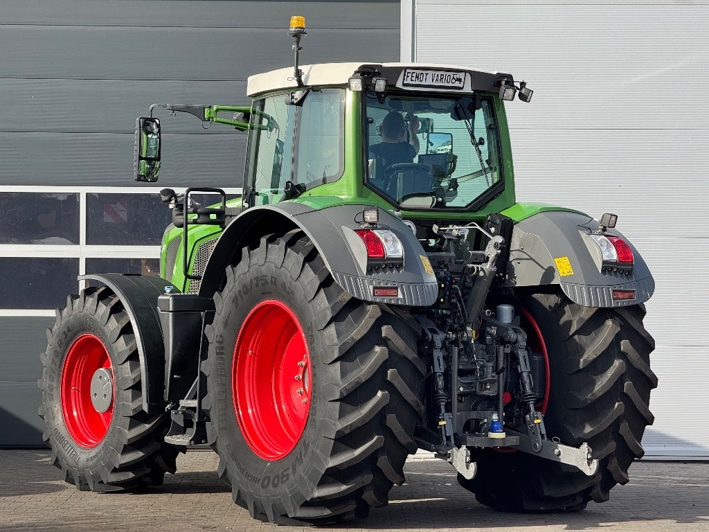 Fendt 930 Vario S4 Profi Plus - Трактор: фото 3 Fendt 930 Vario S4 Profi Plus - Трактор: фото 3