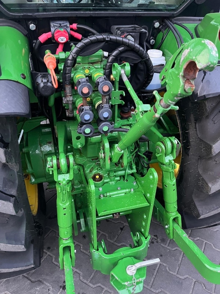 Трактор John Deere 5090 GL: фото 6 Трактор John Deere 5090 GL: фото 6