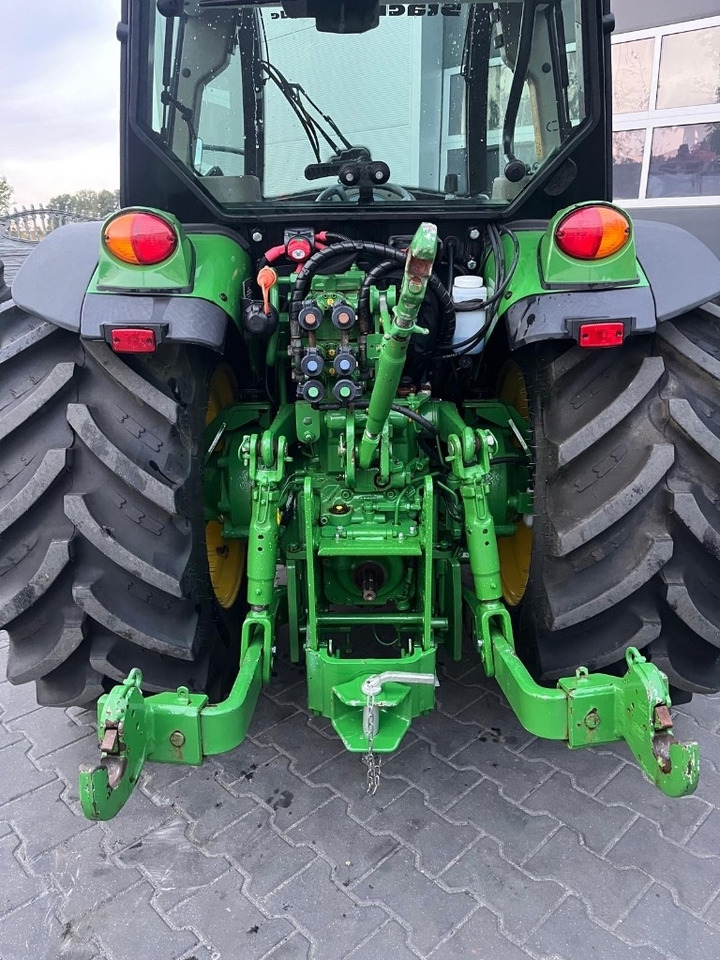 Трактор John Deere 5090 GL: фото 7 Трактор John Deere 5090 GL: фото 7