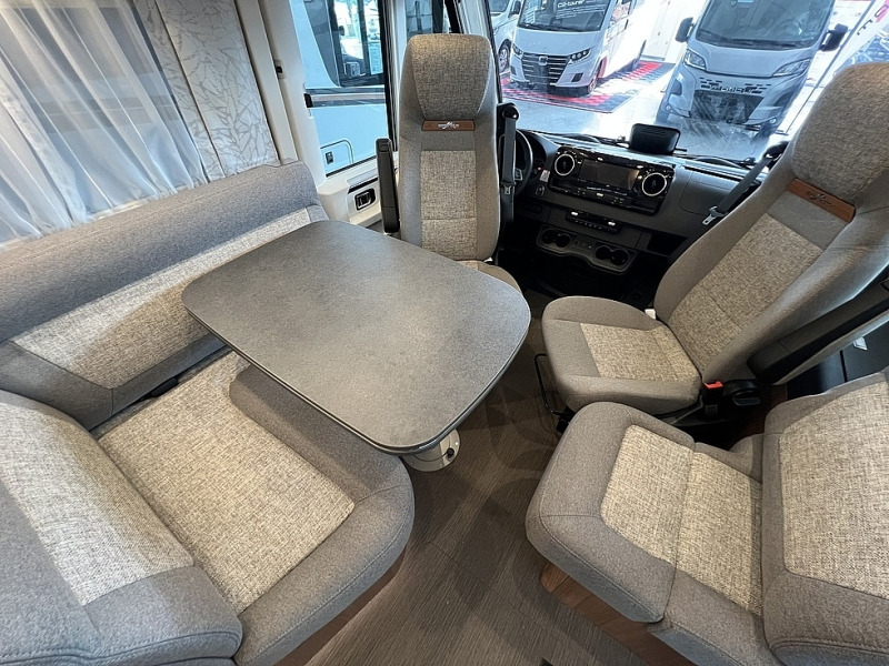 Carthago C2 Tourer I 148 RB-QB "K" - Интегрированный автодом: фото 4 Carthago C2 Tourer I 148 RB-QB "K" - Интегрированный автодом: фото 4