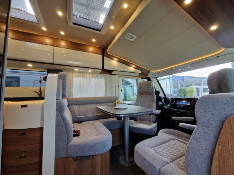 Carthago Carthago C2 Tourer I Mercedes 145 RB-LE - Интегрированный автодом: фото 4 Carthago Carthago C2 Tourer I Mercedes 145 RB-LE - Интегрированный автодом: фото 4