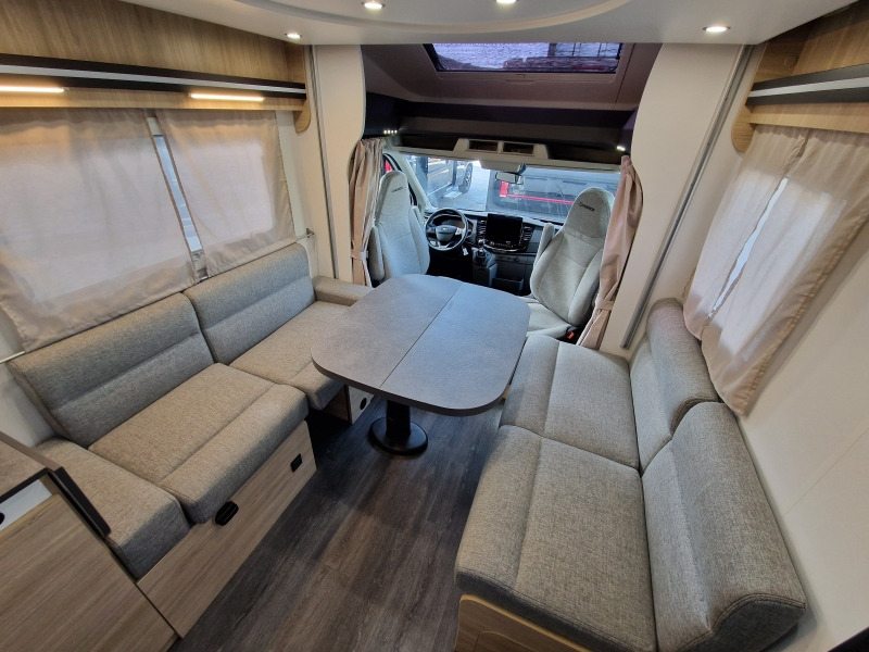 Новый Полуинтегрированный автодом Chausson 640 First Line Ford: фото 10