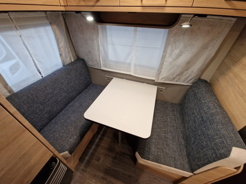 Weinsberg CaraOne 420 QD - Прицеп дача: фото 5 Weinsberg CaraOne 420 QD - Прицеп дача: фото 5