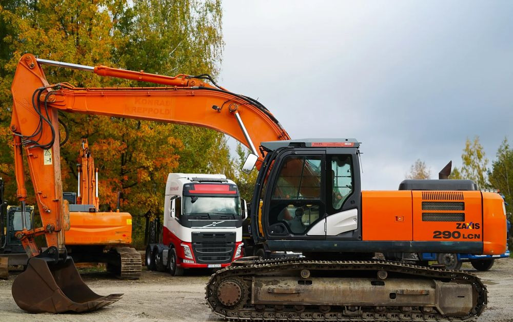 Hitachi ZX290LCN-5B - Гусеничный экскаватор: фото 1 Hitachi ZX290LCN-5B - Гусеничный экскаватор: фото 1