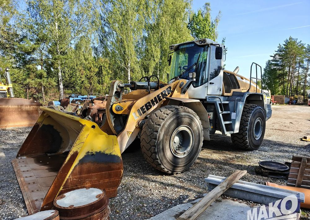 Liebherr L566 - Колёсный погрузчик: фото 4 Liebherr L566 - Колёсный погрузчик: фото 4