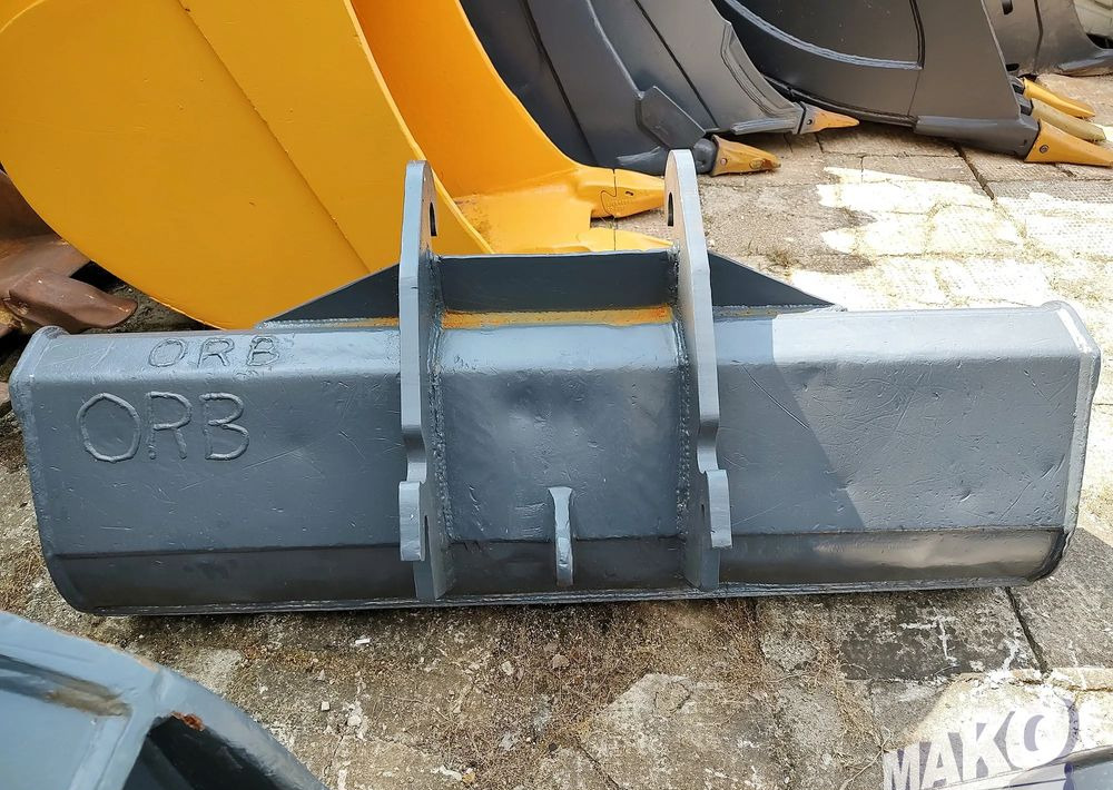 Łyżka skarpowa Dromone 180cm Verachtert CW30S CW40S CW20S - Навесное оборудование для Строительной техники: фото 3 Łyżka skarpowa Dromone 180cm Verachtert CW30S CW40S CW20S - Навесное оборудование для Строительной техники: фото 3