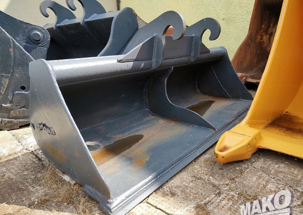 Łyżka skarpowa Dromone 180cm Verachtert CW30S CW40S CW20S - Навесное оборудование для Строительной техники: фото 1 Łyżka skarpowa Dromone 180cm Verachtert CW30S CW40S CW20S - Навесное оборудование для Строительной техники: фото 1