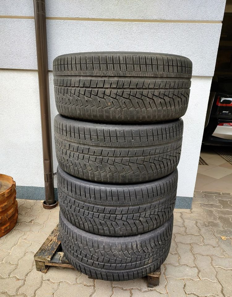 Opony zimowe Hankook Winter i*cept evo2 SUV 295/35R23 108W M+S - Шина для Легковых автомобилей: фото 1 Opony zimowe Hankook Winter i*cept evo2 SUV 295/35R23 108W M+S - Шина для Легковых автомобилей: фото 1