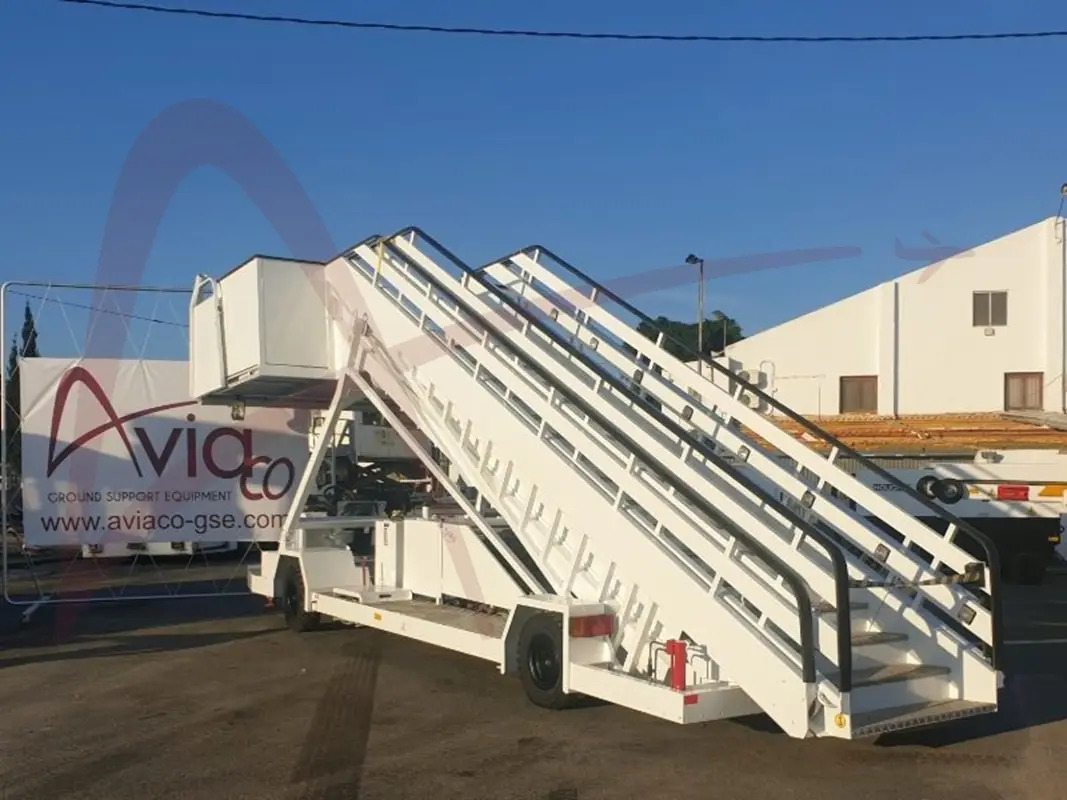 FMC EUROSTEP - Пассажирский трап: фото 2 FMC EUROSTEP - Пассажирский трап: фото 2