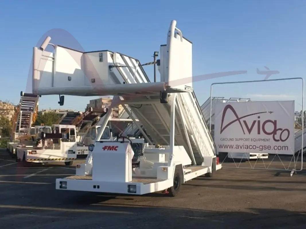 FMC EUROSTEP - Пассажирский трап: фото 1 FMC EUROSTEP - Пассажирский трап: фото 1