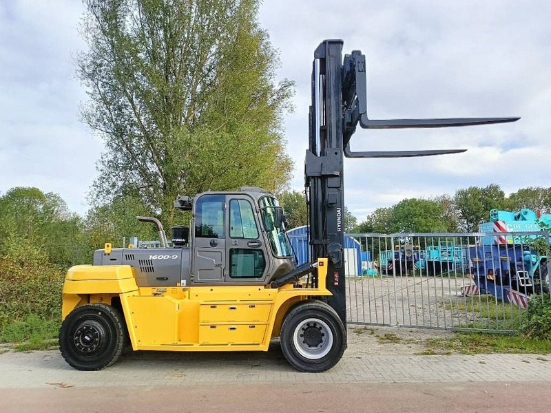 Дизельный погрузчик Hyundai 160 D-9 heftruck forklift stapler 16 ton CE: фото 12 Дизельный погрузчик Hyundai 160 D-9 heftruck forklift stapler 16 ton CE: фото 12