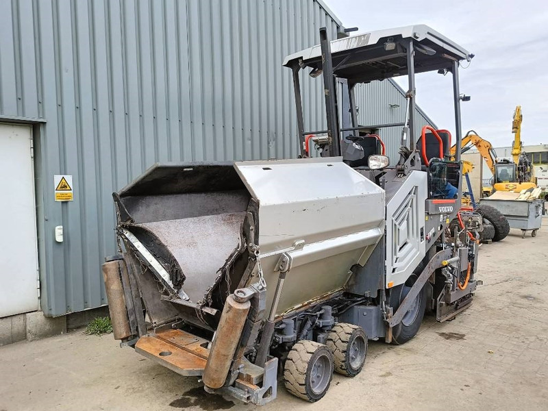 Volvo P 2870 D paver finisher asfaltmachine 2020 - Асфальтоукладчик: фото 2 Volvo P 2870 D paver finisher asfaltmachine 2020 - Асфальтоукладчик: фото 2