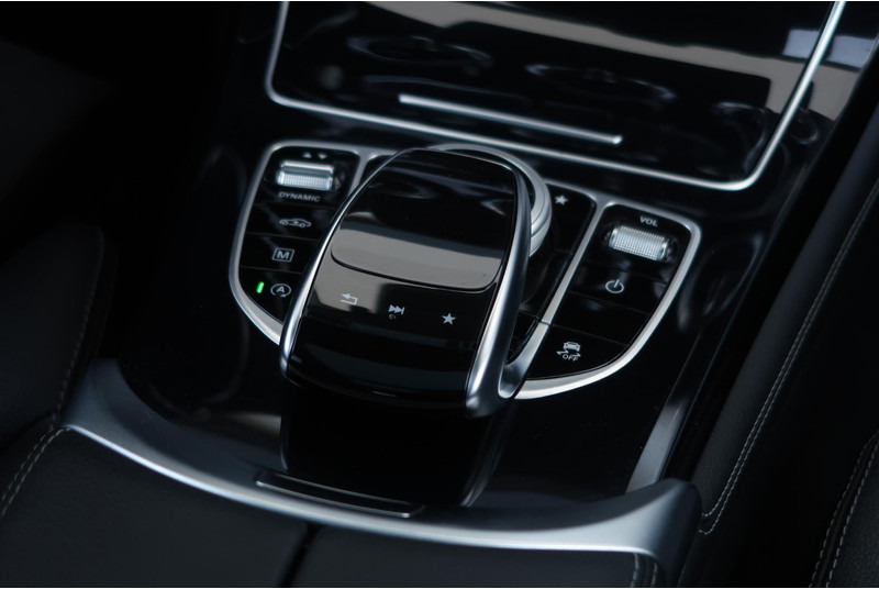 Mercedes-Benz GLC 350 d 4MATIC Premium Plus AMG/ PANO/ AIRM/ MEMORY/ 360/ BURMESTER/ ACC/ TREKHAAK - Внедорожник: фото 4 Mercedes-Benz GLC 350 d 4MATIC Premium Plus AMG/ PANO/ AIRM/ MEMORY/ 360/ BURMESTER/ ACC/ TREKHAAK - Внедорожник: фото 4