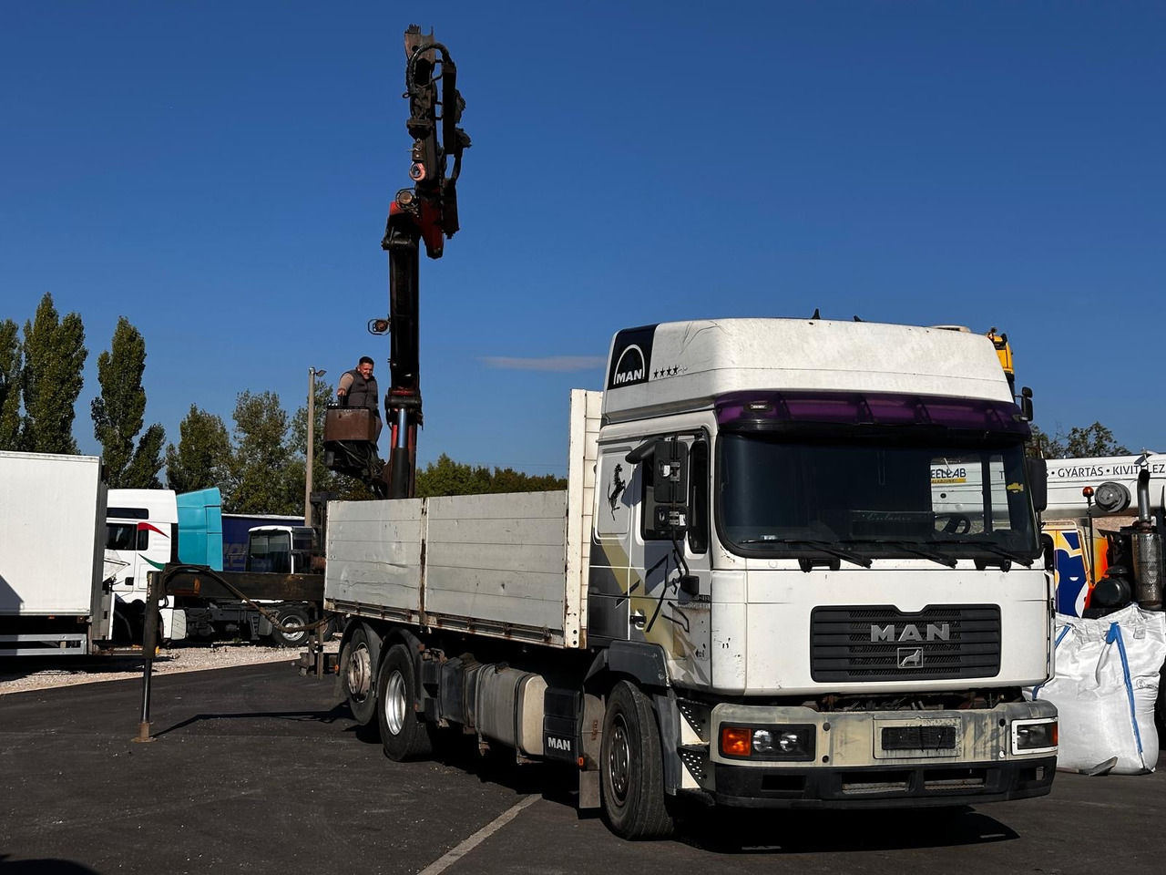 MAN F2000 26.413 Palfinger pk 16000 - Автоманипулятор: фото 4 MAN F2000 26.413 Palfinger pk 16000 - Автоманипулятор: фото 4