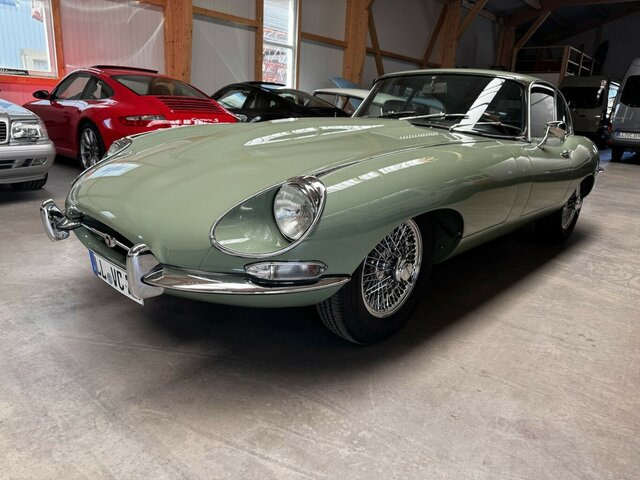 JAGUAR E-Type 4.2 Litre Serie 1.5 FHC Zustand 1 - Легковой автомобиль: фото 1 JAGUAR E-Type 4.2 Litre Serie 1.5 FHC Zustand 1 - Легковой автомобиль: фото 1
