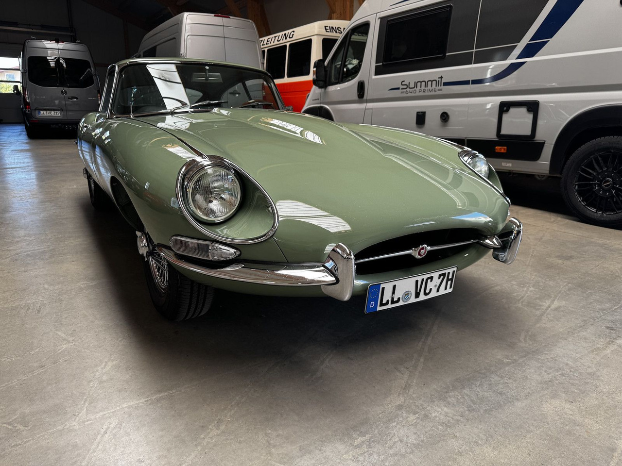 Jaguar E-Type 4.2 Litre Serie 1.5 FHC - Легковой автомобиль: фото 3 Jaguar E-Type 4.2 Litre Serie 1.5 FHC - Легковой автомобиль: фото 3