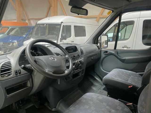 MERCEDES-BENZ Sprinter 313 CDI Doka 4x4 Allrad 1.Hand... - Тентованный фургон, Грузопассажирский фургон: фото 3 MERCEDES-BENZ Sprinter 313 CDI Doka 4x4 Allrad 1.Hand... - Тентованный фургон, Грузопассажирский фургон: фото 3