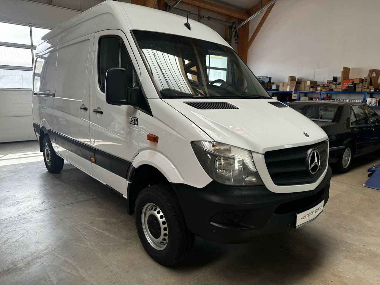 Mercedes-Benz Sprinter 319 CDI 4x4 3.0 V6 Untersetzung 1a! - Кастенваген: фото 3 Mercedes-Benz Sprinter 319 CDI 4x4 3.0 V6 Untersetzung 1a! - Кастенваген: фото 3