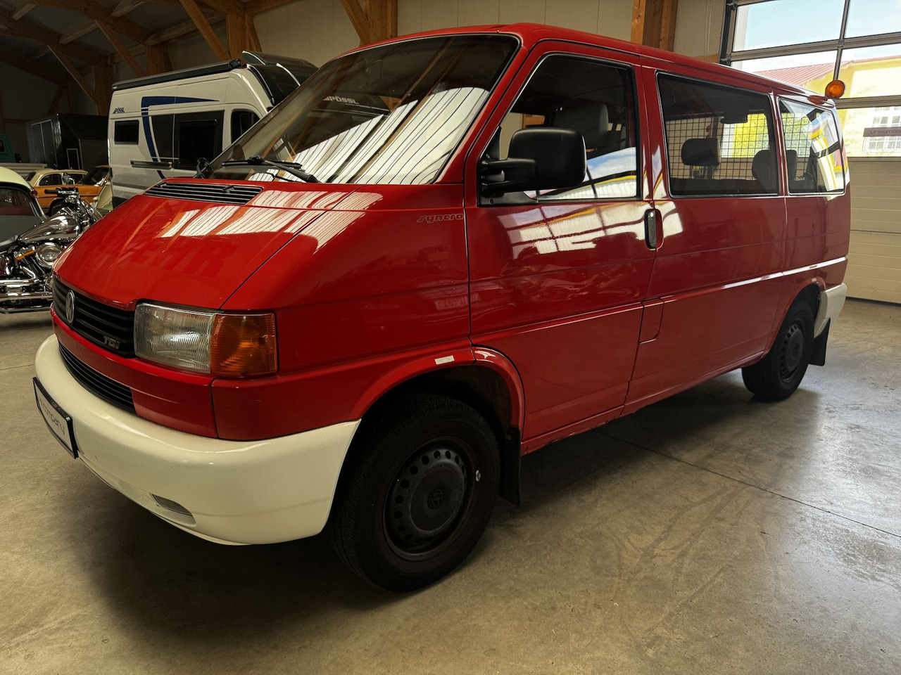 Volkswagen T4 2.5 TDI Syncro 4x4 7-Sitzer 1. Hand! - Пассажирский фургон: фото 1 Volkswagen T4 2.5 TDI Syncro 4x4 7-Sitzer 1. Hand! - Пассажирский фургон: фото 1
