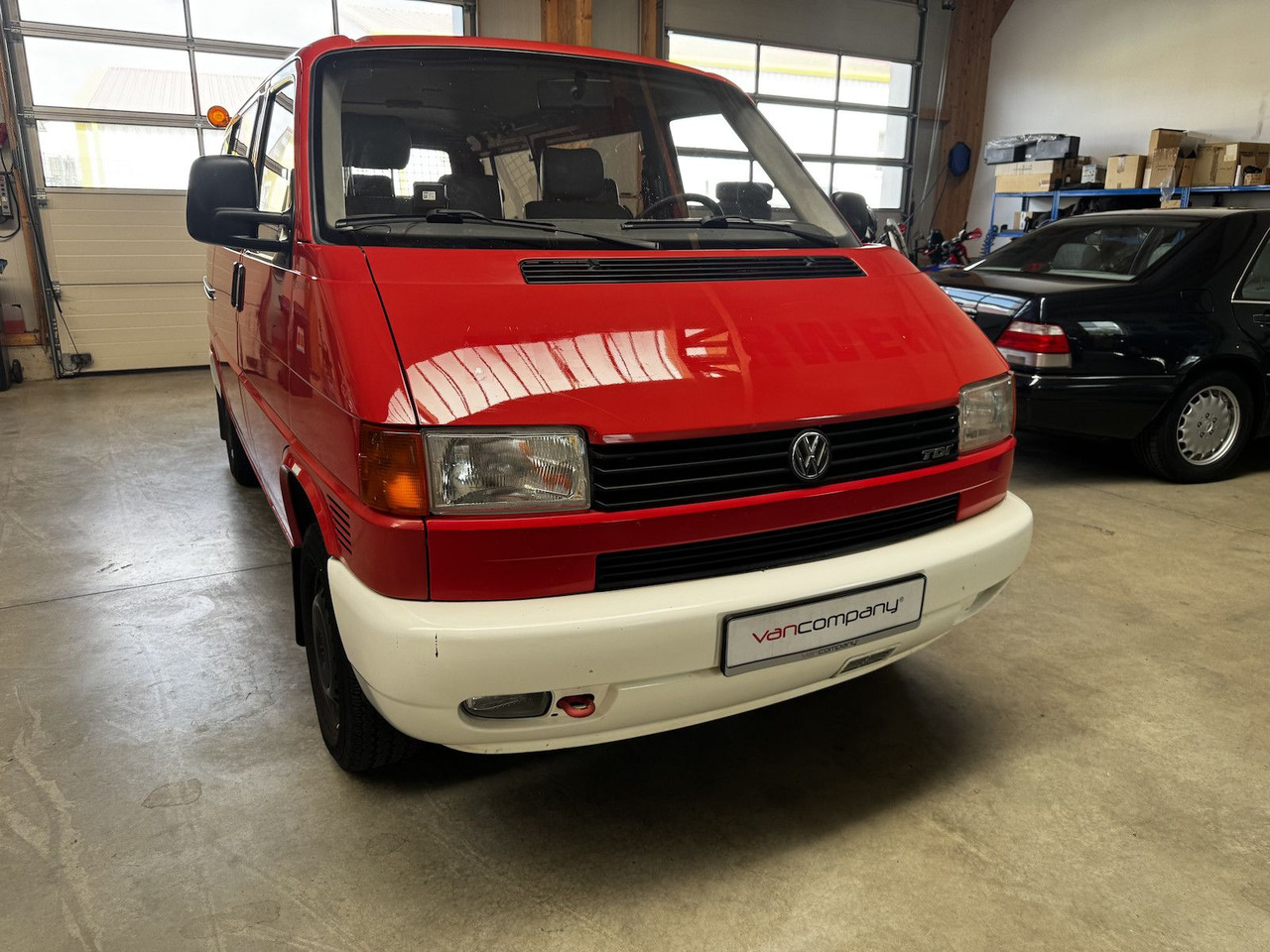 Volkswagen T4 2.5 TDI Syncro 4x4 7-Sitzer 1. Hand! - Пассажирский фургон: фото 3 Volkswagen T4 2.5 TDI Syncro 4x4 7-Sitzer 1. Hand! - Пассажирский фургон: фото 3