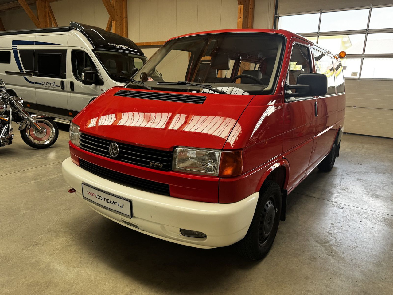 Volkswagen T4 2.5 TDI Syncro 4x4 7-Sitzer 1. Hand! - Пассажирский фургон: фото 2 Volkswagen T4 2.5 TDI Syncro 4x4 7-Sitzer 1. Hand! - Пассажирский фургон: фото 2