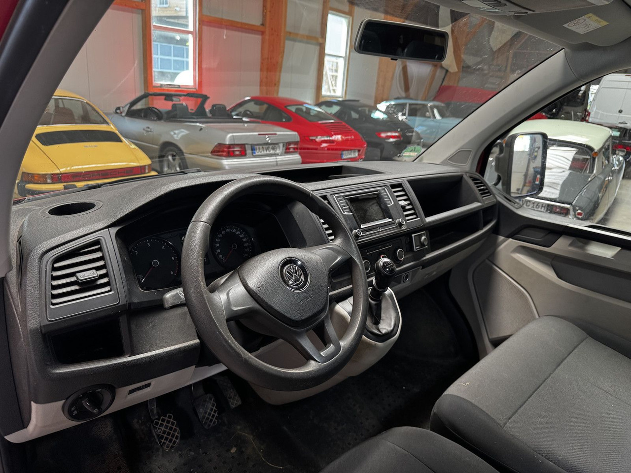 Малотоннажный бортовой грузовик, Грузопассажирский фургон Volkswagen T6 Doka 2.0 TDI 4Motion Klima Webasto: фото 12