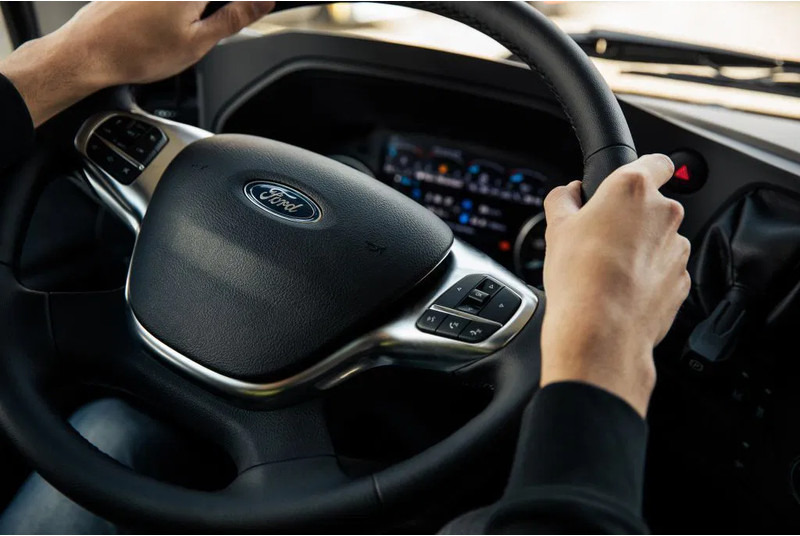 Тягач Ford F-Max 500 | Leasing from €1097/ month: фото 13 Тягач Ford F-Max 500 | Leasing from €1097/ month: фото 13