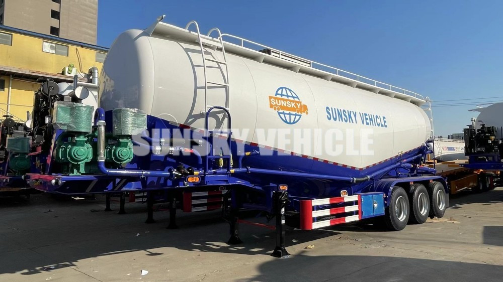 SUNSKY bulk cement trailer - Полуприцеп-цистерна: фото 1 SUNSKY bulk cement trailer - Полуприцеп-цистерна: фото 1