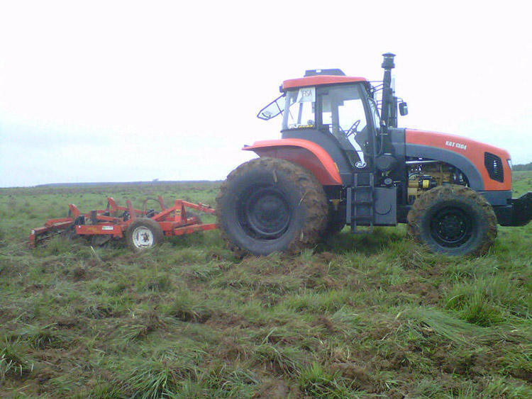 XCMG Factory KAT1204 Farm Tractor 4x4 Agriculture Machinery Tractors for Sale Price - Трактор: фото 1 XCMG Factory KAT1204 Farm Tractor 4x4 Agriculture Machinery Tractors for Sale Price - Трактор: фото 1