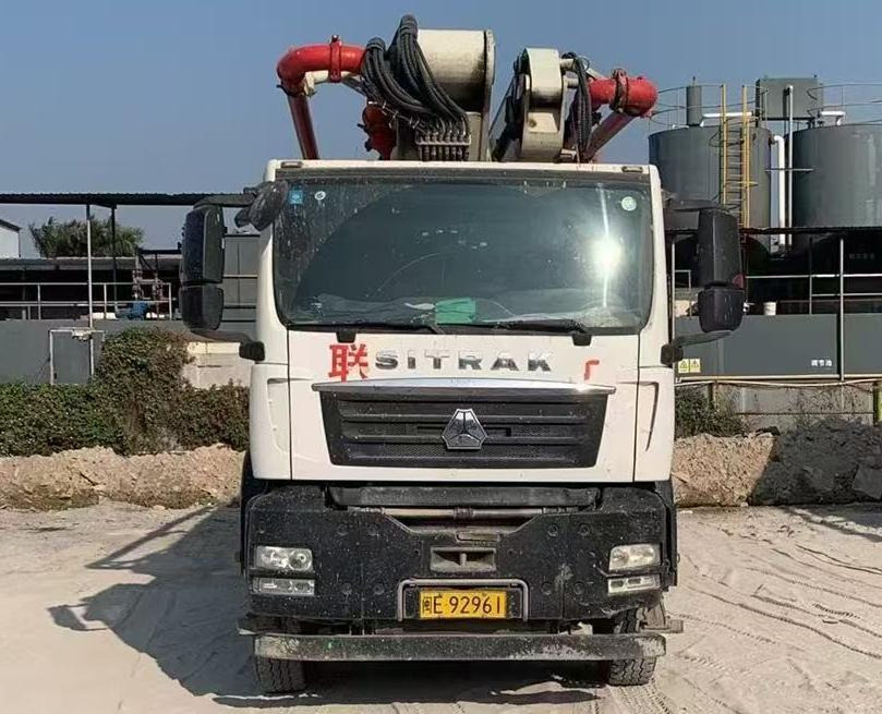 XCMG Manufacturer China Concrete Pump Truck HB52V 52m Used Cement Pump Truck Price For Sale - Автобетононасос: фото 2 XCMG Manufacturer China Concrete Pump Truck HB52V 52m Used Cement Pump Truck Price For Sale - Автобетононасос: фото 2