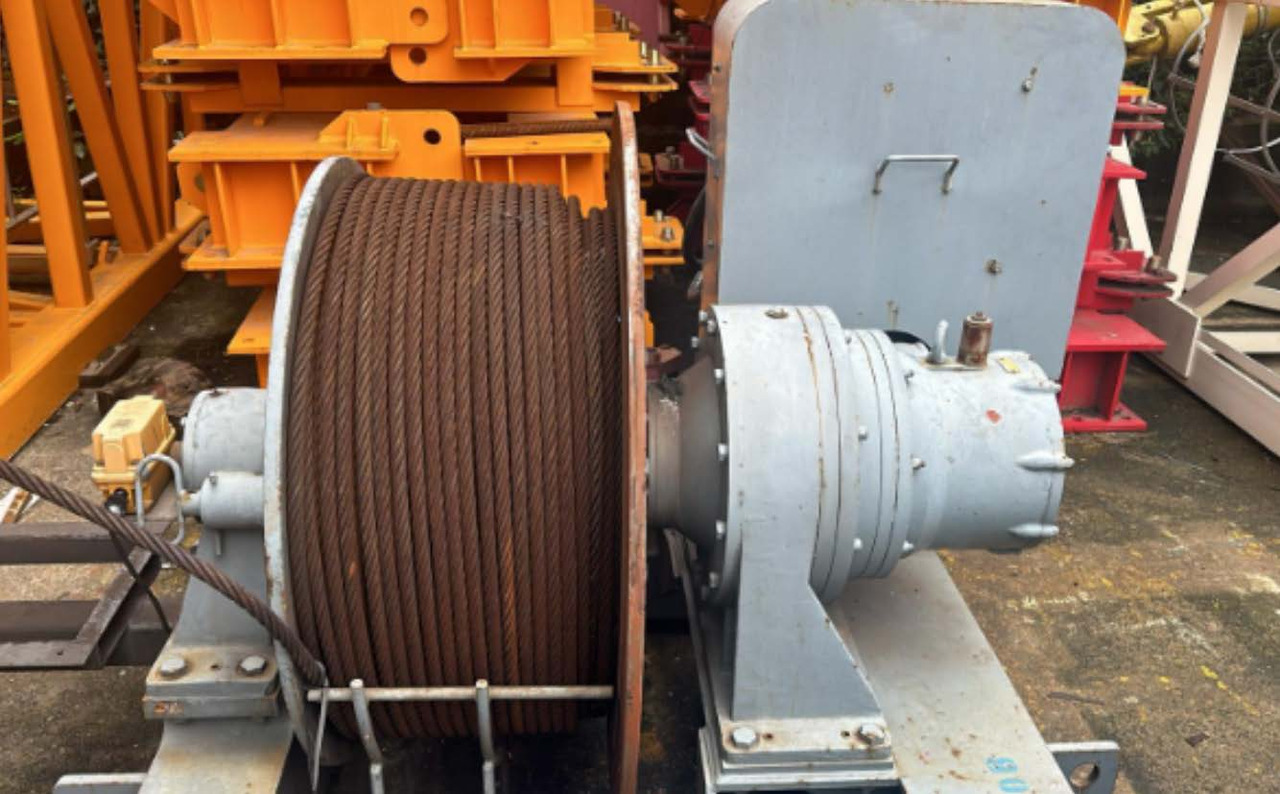 XCMG Official 20 Ton Construction Tower Crane XL6025-20 Used Liffing Jib Tower Crane For Sale - Башенный кран: фото 2 XCMG Official 20 Ton Construction Tower Crane XL6025-20 Used Liffing Jib Tower Crane For Sale - Башенный кран: фото 2