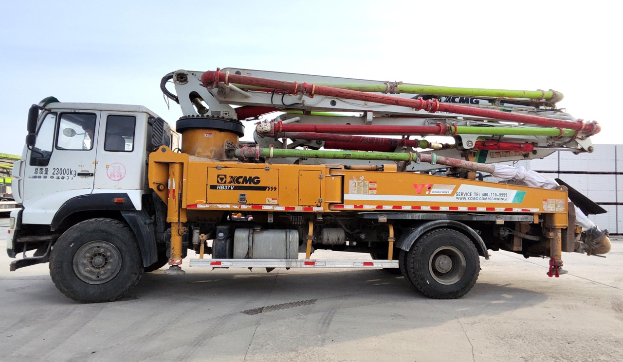 XCMG Official Concrete Machine HB37V Mini Concrete Pump 37m Used Diesel Concrete Mixer Pump Truck Price - Автобетононасос: фото 4 XCMG Official Concrete Machine HB37V Mini Concrete Pump 37m Used Diesel Concrete Mixer Pump Truck Price - Автобетононасос: фото 4