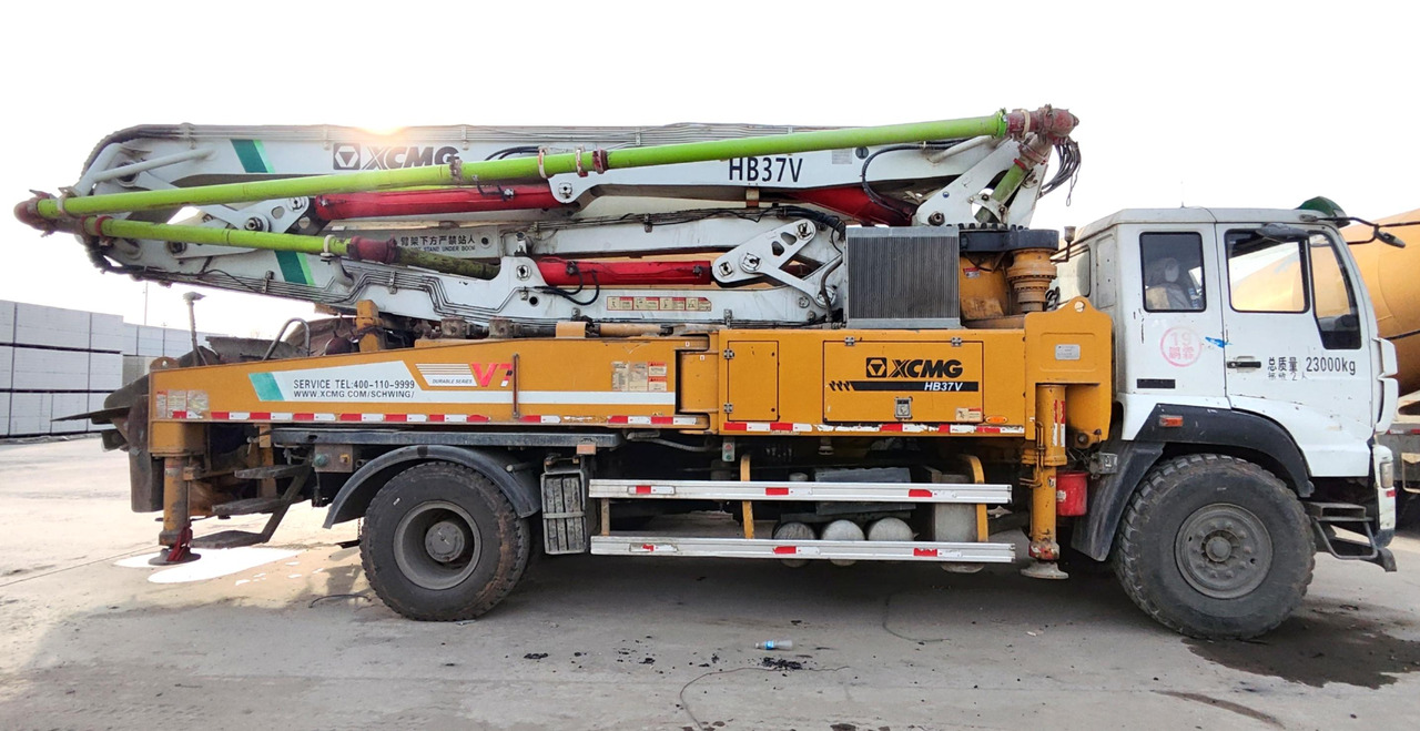 XCMG Official Concrete Machine HB37V Mini Concrete Pump 37m Used Diesel Concrete Mixer Pump Truck Price - Автобетононасос: фото 3 XCMG Official Concrete Machine HB37V Mini Concrete Pump 37m Used Diesel Concrete Mixer Pump Truck Price - Автобетононасос: фото 3