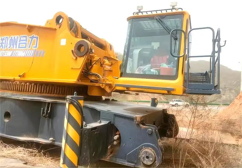 XCMG Official Crane Lifting Equipment Used Crawler crane XGC11000 - Гусеничный кран: фото 4 XCMG Official Crane Lifting Equipment Used Crawler crane XGC11000 - Гусеничный кран: фото 4