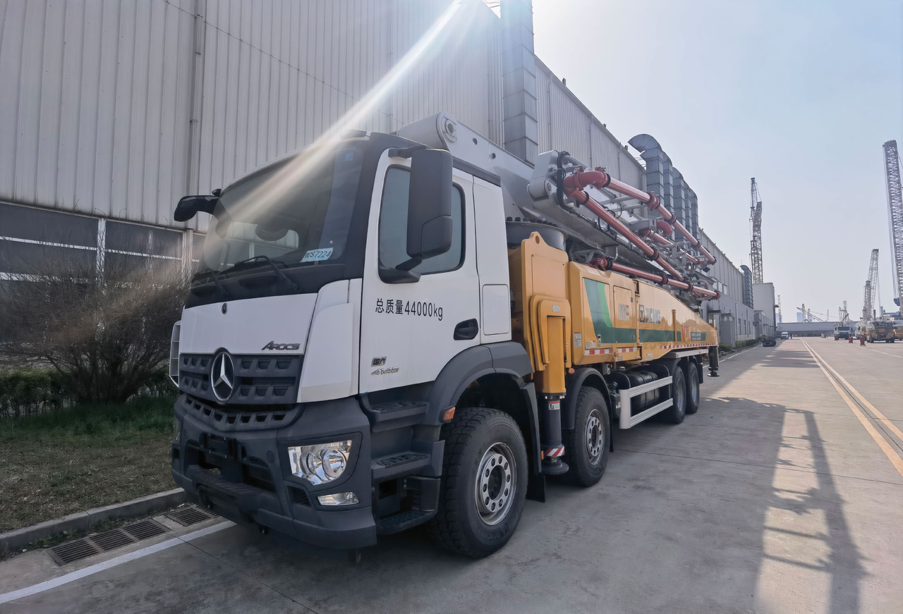 XCMG Official Schwing Concrete Pump HB62V Used Telescopic Concrete Pump Truck Price - Автобетононасос: фото 5 XCMG Official Schwing Concrete Pump HB62V Used Telescopic Concrete Pump Truck Price - Автобетононасос: фото 5