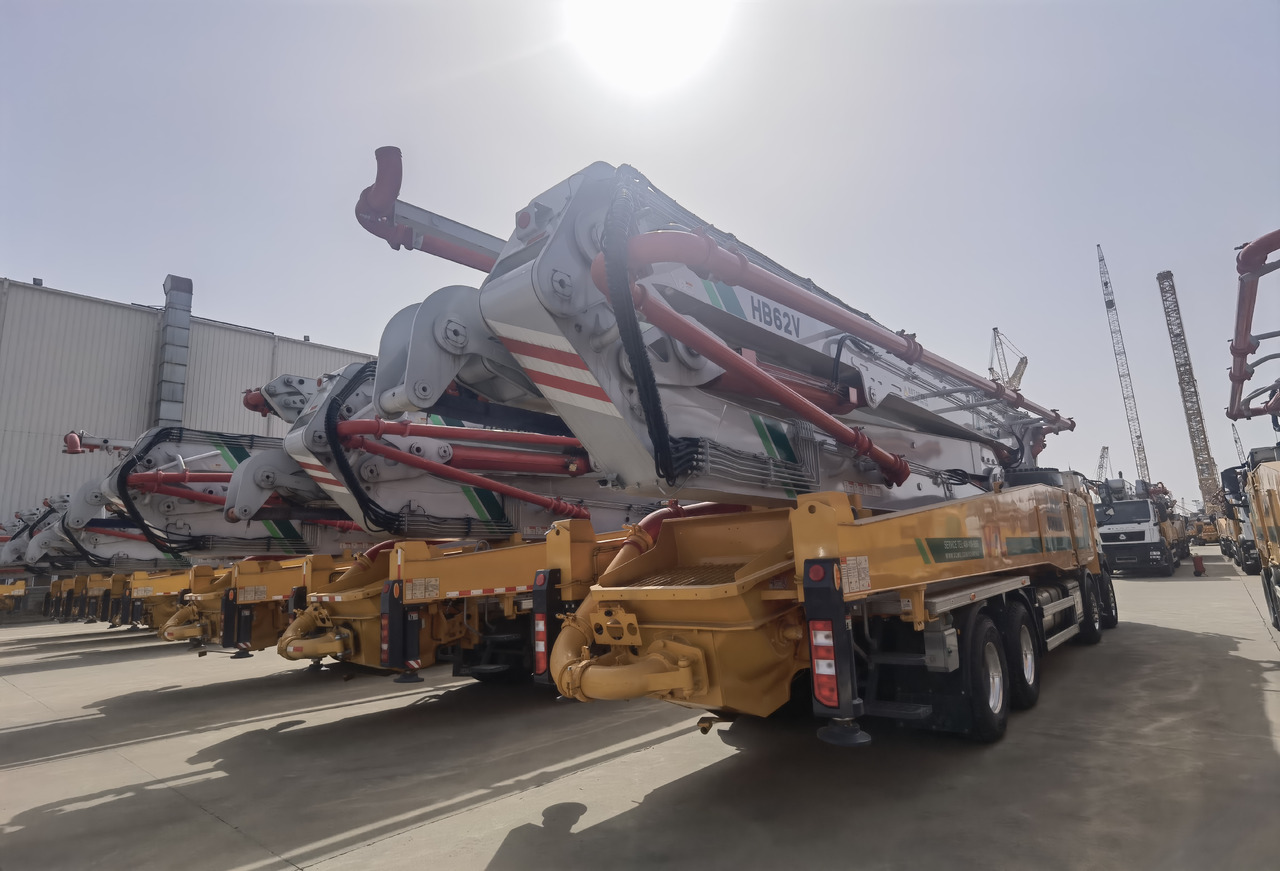 Автобетононасос XCMG Official Second Hand 62m Concrete Boom Pump HB62V Truck Mounted Concrete Pump For Sale: фото 8 Автобетононасос XCMG Official Second Hand 62m Concrete Boom Pump HB62V Truck Mounted Concrete Pump For Sale: фото 8