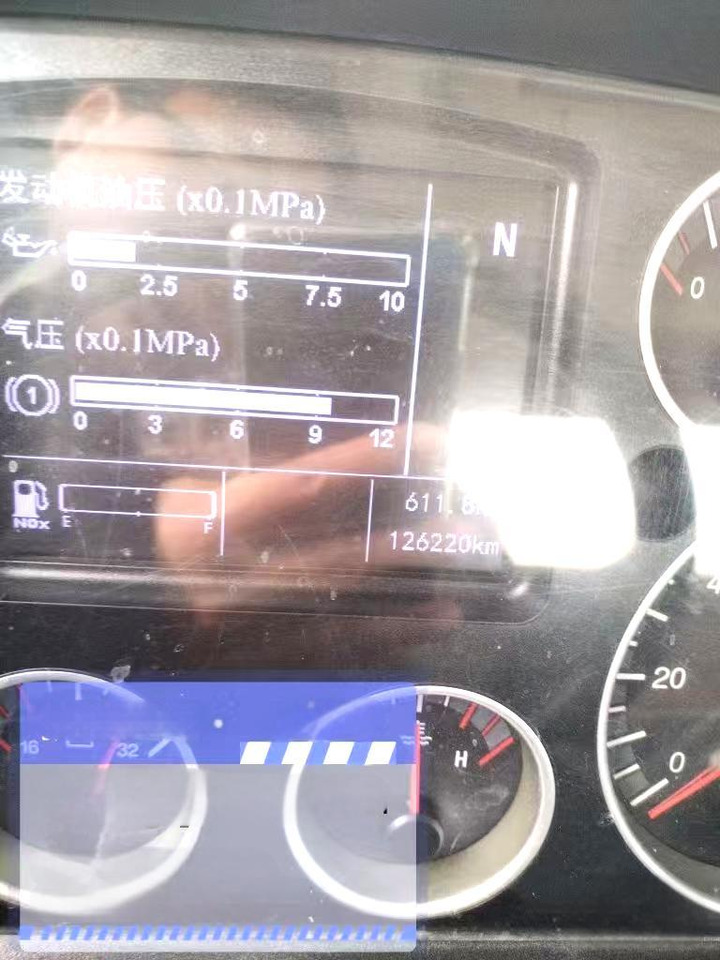 XCMG Official Second Hand Cement Mixer Machine G4804B 12m³ Concrete Mixer Truck Price - Автобетоносмеситель: фото 5 XCMG Official Second Hand Cement Mixer Machine G4804B 12m³ Concrete Mixer Truck Price - Автобетоносмеситель: фото 5