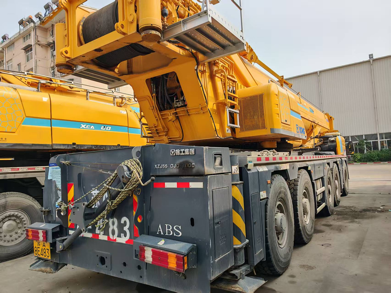 XCMG Official Used Mobile Crane XCA300L8 300Ton 8-Section Truck Crane Hot Sale - Вседорожный кран: фото 3 XCMG Official Used Mobile Crane XCA300L8 300Ton 8-Section Truck Crane Hot Sale - Вседорожный кран: фото 3
