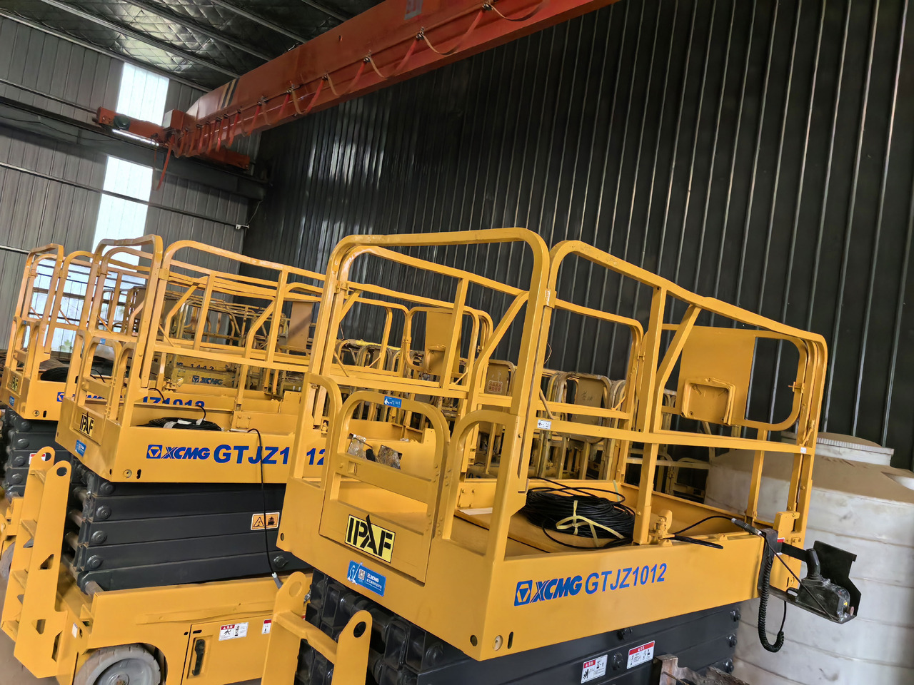 XCMG Official Used Self Propelled Lift GTJZ1012 10m Scissors Lift Platform Price List - Ножничный подъемник: фото 2 XCMG Official Used Self Propelled Lift GTJZ1012 10m Scissors Lift Platform Price List - Ножничный подъемник: фото 2