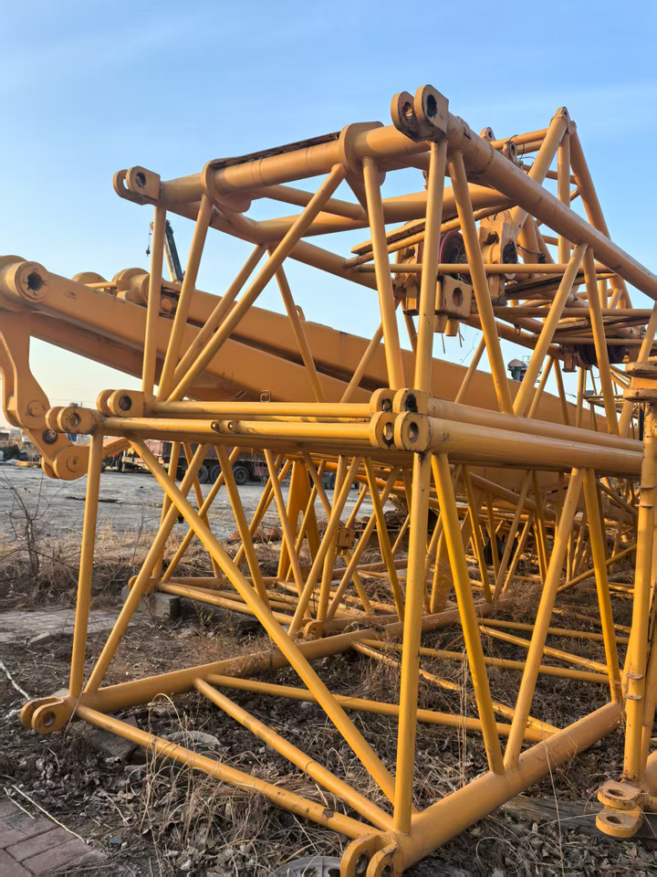 XCMG QAY500 used 500ton diesel all terrain truck crane with telescopic arm price - Вседорожный кран: фото 4 XCMG QAY500 used 500ton diesel all terrain truck crane with telescopic arm price - Вседорожный кран: фото 4