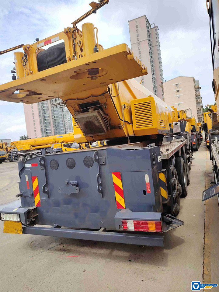 XCMG QY95K7C used 95 ton mobile crane with good condition - Мобильный кран: фото 3 XCMG QY95K7C used 95 ton mobile crane with good condition - Мобильный кран: фото 3