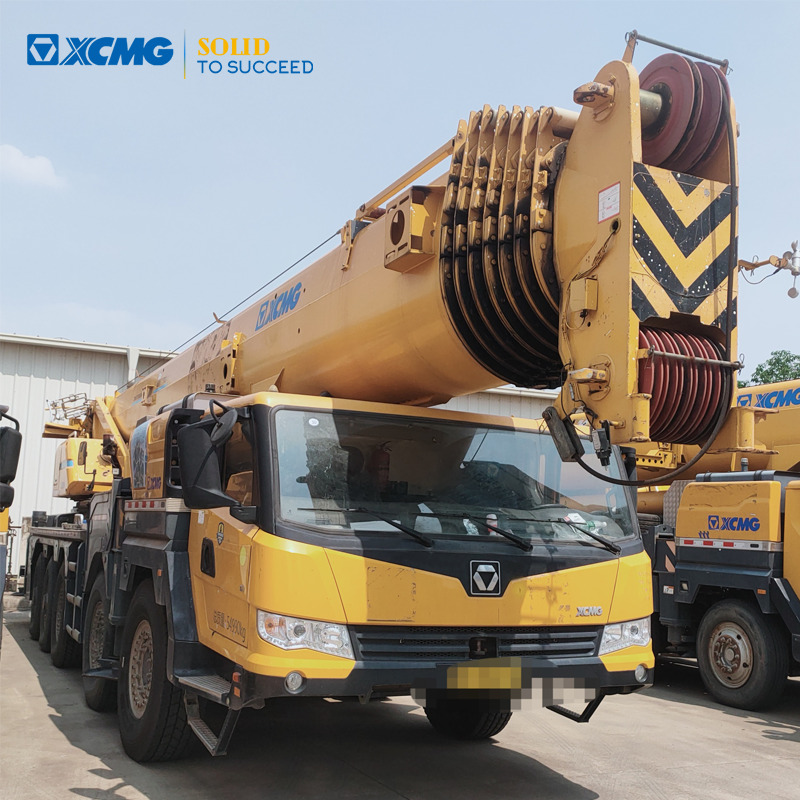 XCMG XCT130L8 second hand 130ton small hydraulic crane for sale - Мобильный кран: фото 1 XCMG XCT130L8 second hand 130ton small hydraulic crane for sale - Мобильный кран: фото 1