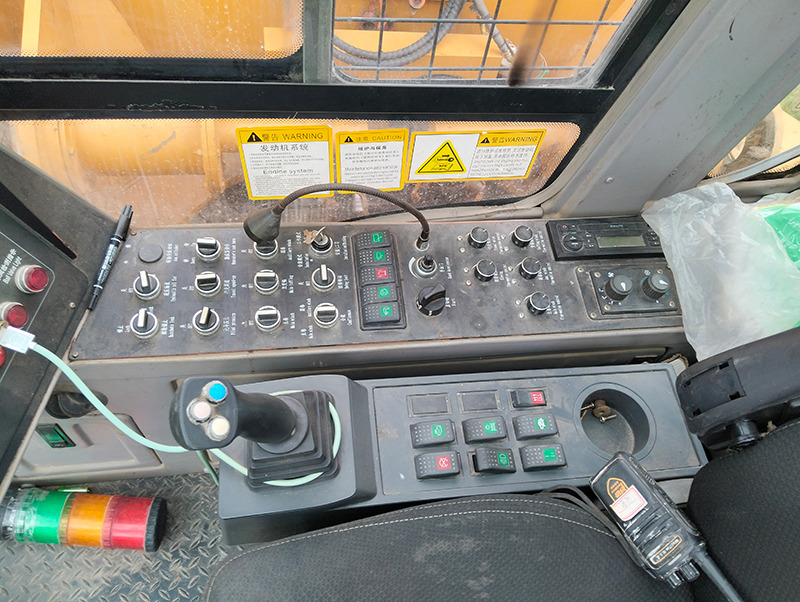 Гусеничный кран XCMG XGC150-IA 150ton crawler crane price: фото 10